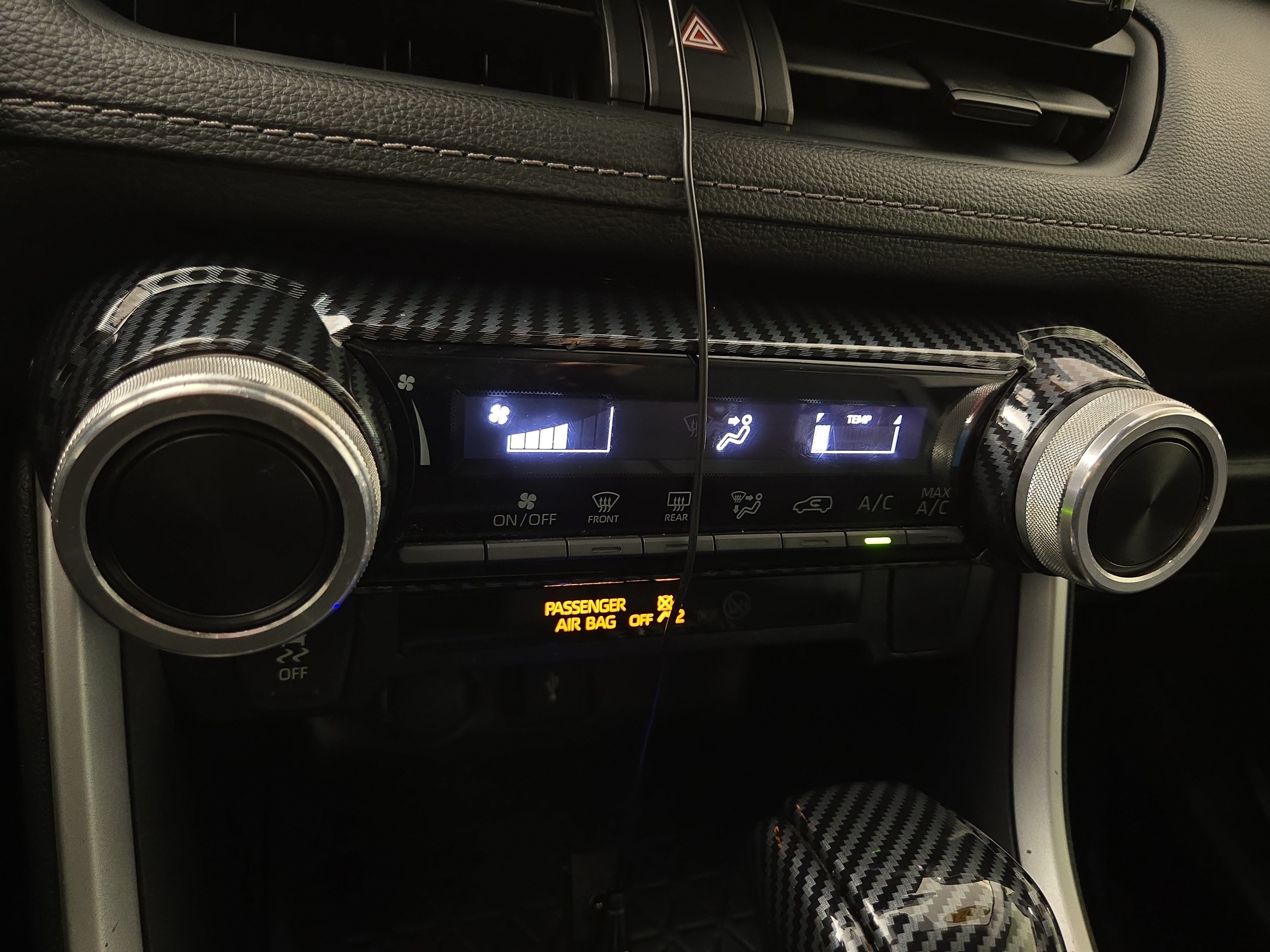 Used 2021 Toyota RAV4 LE FWD image 26