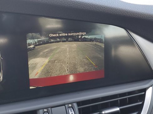 Used 2024 Alfa Romeo Giulia Veloce image 29