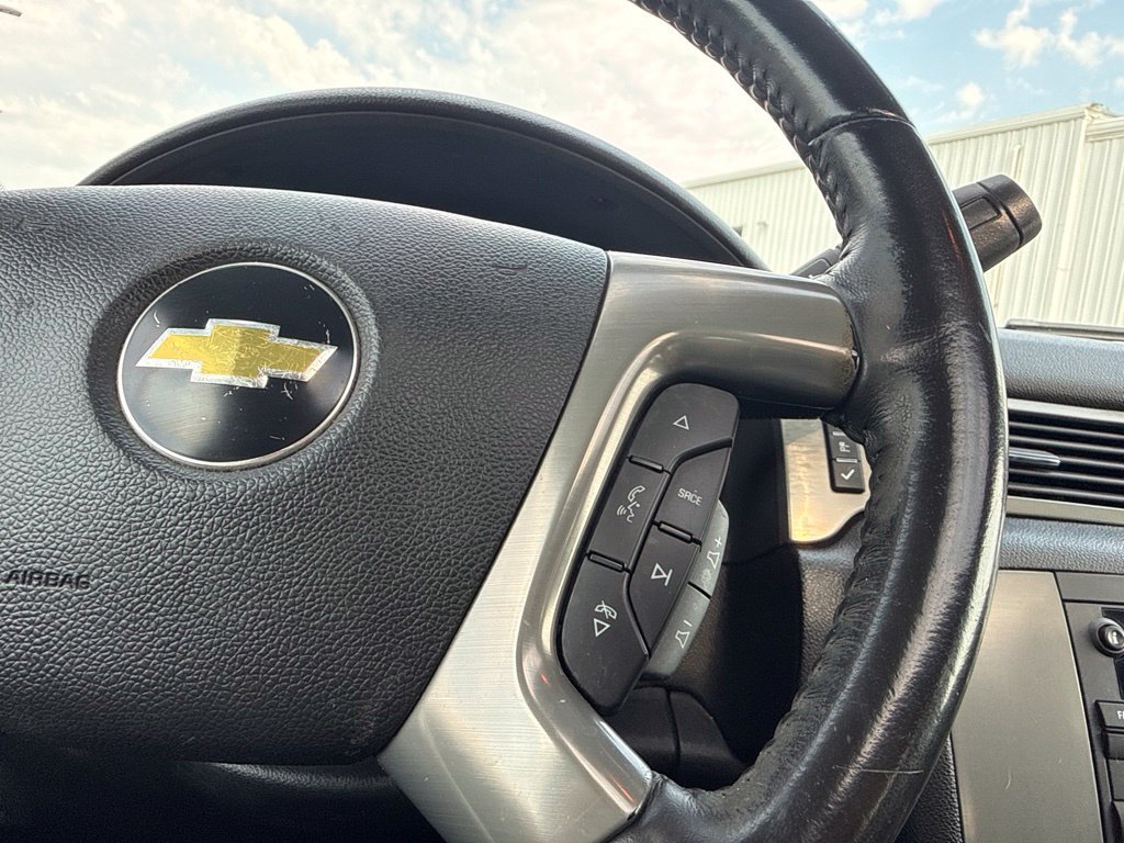 Used 2011 Chevrolet Avalanche LT w/ Luxury Package AWD/4WD image 22