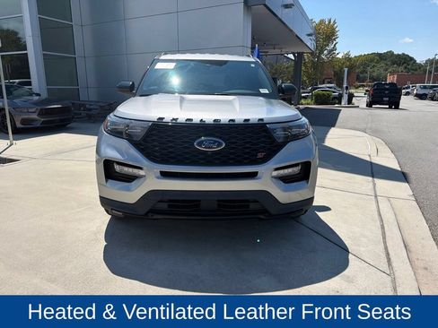 Used 2022 Ford Explorer ST w/ ST Street Pack RWD image 2