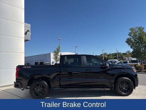 Used 2024 Chevrolet Silverado 1500 RST w/ Convenience Package II AWD/4WD image 10