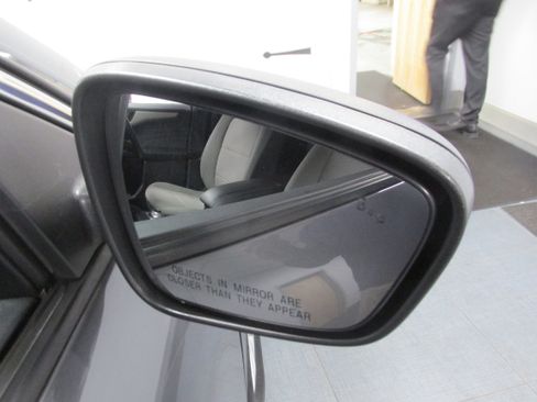 Used 2022 Ford Escape SE w/ Cold Weather Package AWD/4WD image 17