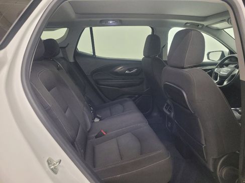 Used 2022 GMC Terrain SLE w/ Driver Convenience Package FWD image 19