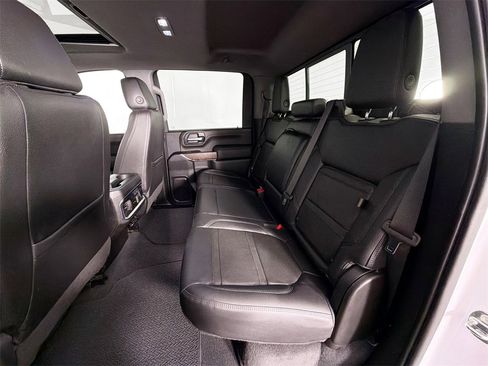 Used 2023 GMC Sierra 3500 Denali w/ Denali Ultimate Package image 23