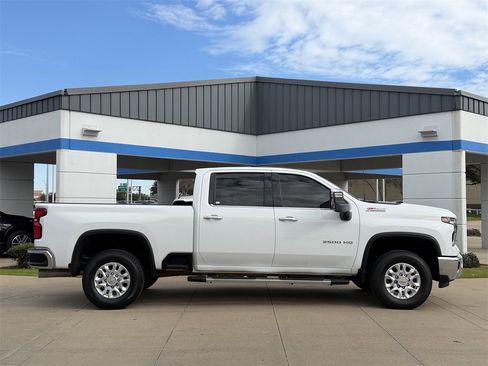 Certified 2024 Chevrolet Silverado 2500 LTZ w/ LTZ Convenience Package image 3