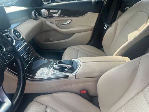 Used 2015 Mercedes-Benz C 300 4MATIC Sedan image 10