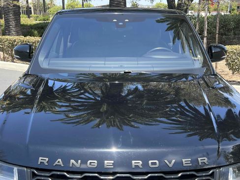 Used 2019 Land Rover Range Rover Sport HSE AWD/4WD image 37