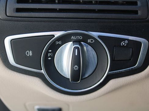 Certified 2020 Mercedes-Benz GLC 300 image 27