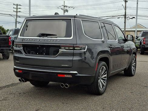 Used 2022 Jeep Grand Wagoneer Series III w/ Flexible Seating Group AWD/4WD image 10
