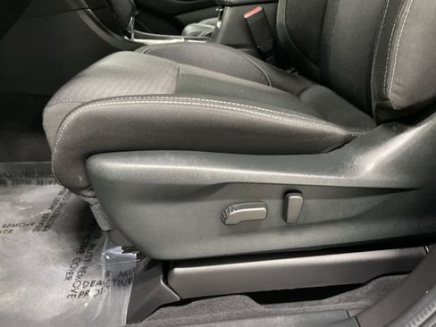 Used 2025 Subaru Ascent Premium image 23