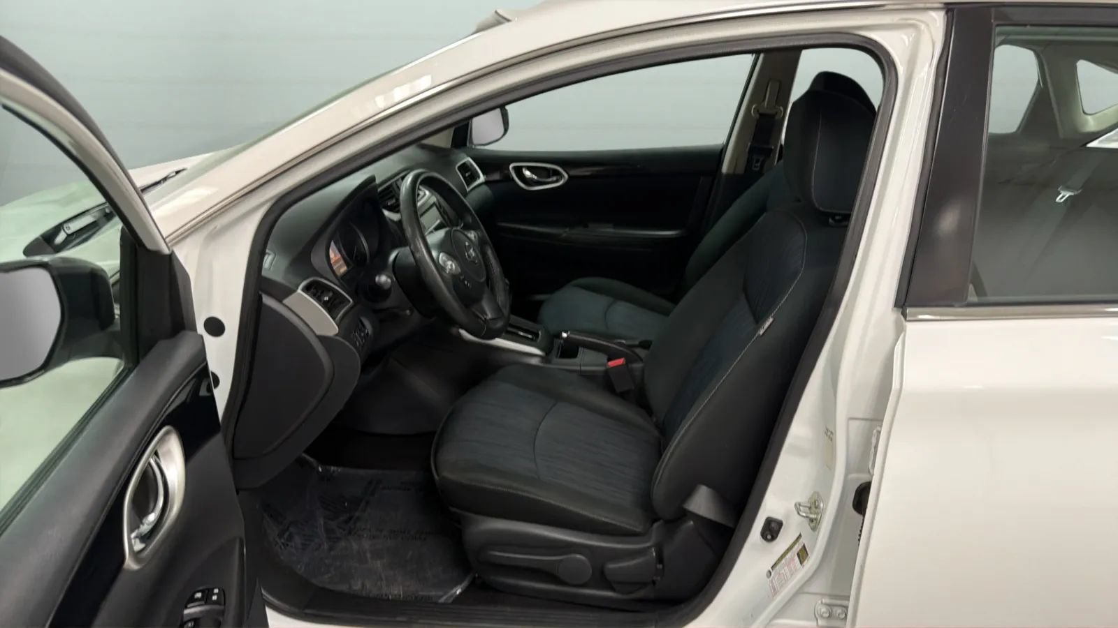 Used 2019 Nissan Sentra SV FWD image 21