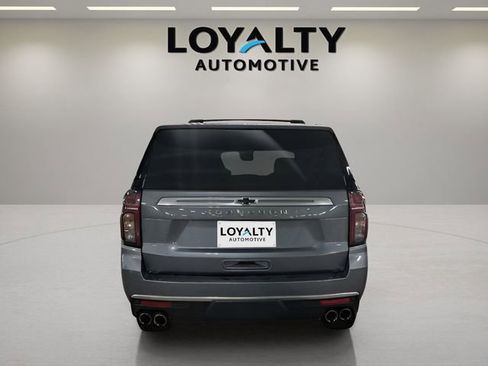 Used 2022 Chevrolet Suburban High Country AWD/4WD image 4