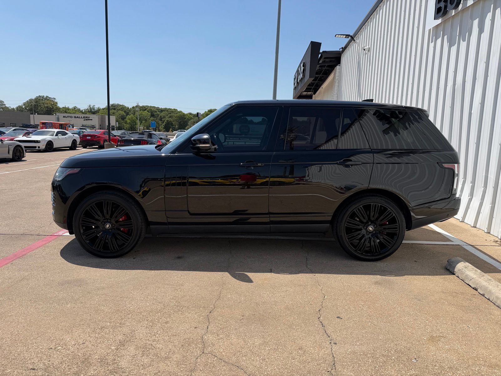Used 2018 Land Rover Range Rover Autobiography AWD/4WD image 3