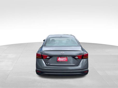 Used 2024 Nissan Altima 2.5 SV FWD image 37