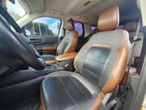 Certified 2022 Ford Bronco Sport Outer Banks AWD/4WD image 7
