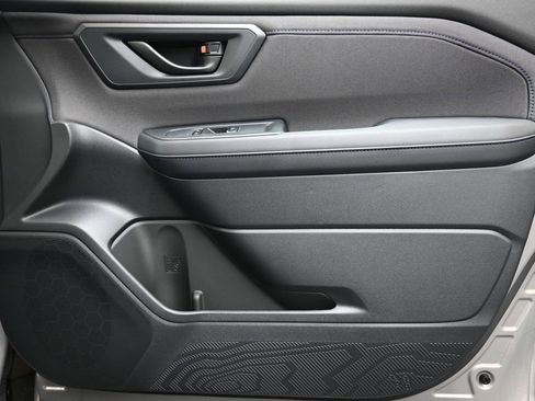 New 2025 Subaru Forester Premium image 11