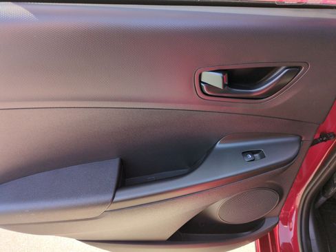 Used 2022 Hyundai Kona N Line FWD image 32
