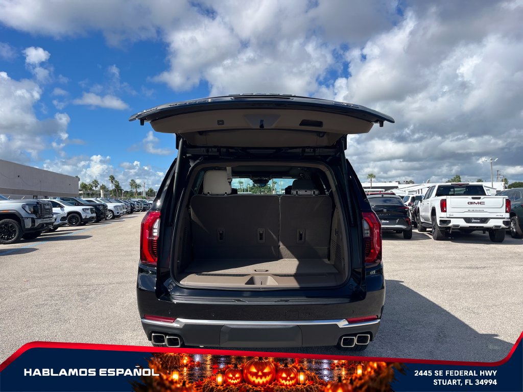 New 2027 GMC Yukon Denali w/ Denali Reserve Package AWD/4WD image 16