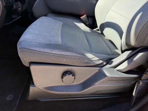 Used 2022 Ford F150 XLT w/ XTR Package image 28