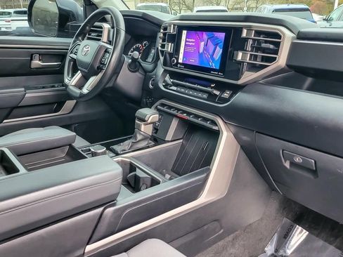 Used 2023 Toyota Tundra SR5 w/ SR5 Convenience Package AWD/4WD image 22