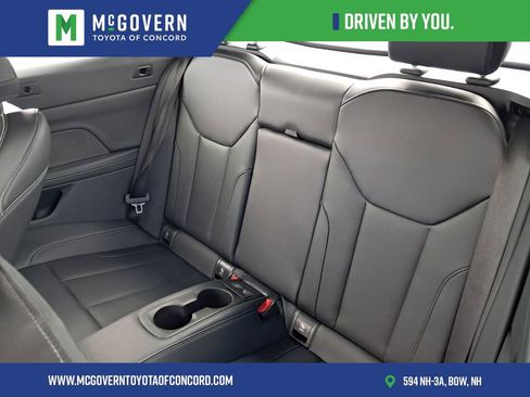 Used 2024 BMW 440i xDrive Convertible w/ Premium Package image 11