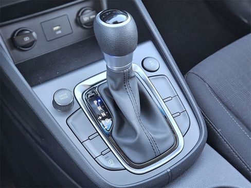 Used 2023 Hyundai Kona SEL image 22