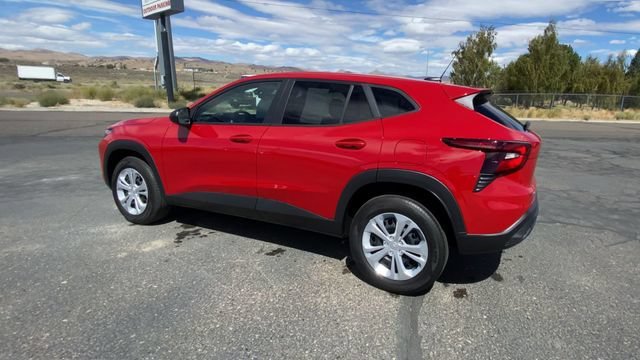 Certified 2026 Chevrolet Trax LS FWD image 6