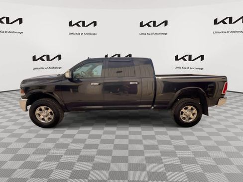 Used 2018 RAM 2500 Laramie w/ Cold Weather Group AWD/4WD image 5