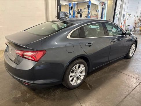 Used 2020 Chevrolet Malibu LT w/ Leather Package FWD image 4