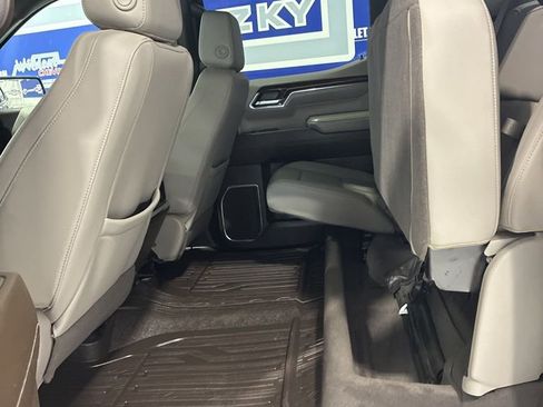 Used 2024 GMC Sierra 1500 SLT w/ SLT Premium Plus Package image 44