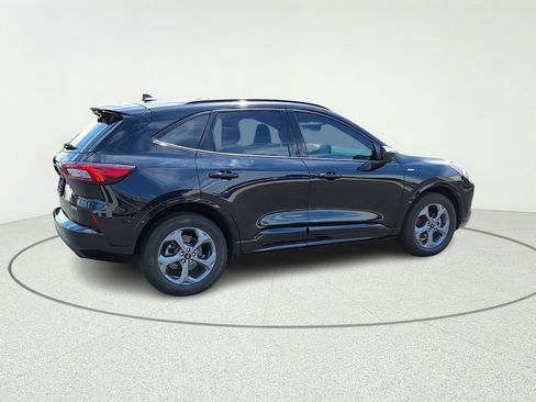 Used 2023 Ford Escape ST-Line AWD/4WD image 8