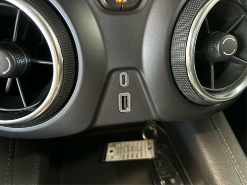 Used 2019 Chevrolet Blazer LT FWD image 31