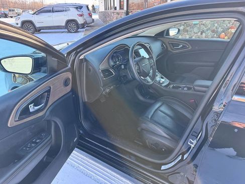 Used 2016 Chrysler 200 C w/ Premium Group image 8