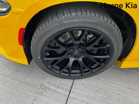 Used 2018 Dodge Charger R/T w/ Beats Audio Group image 8