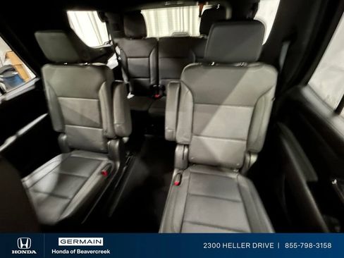 Used 2023 Chevrolet Tahoe Z71 w/ Luxury Package AWD/4WD image 28