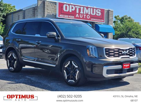 Used 2024 Kia Telluride S w/ S Sunroof Package AWD/4WD image 1