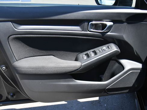 Used 2023 Honda Civic LX image 13