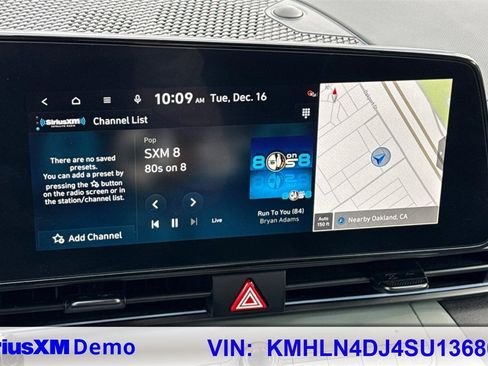 Used 2025 Hyundai Elantra Limited image 35