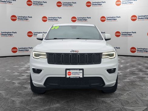 Used 2020 Jeep Grand Cherokee Altitude AWD/4WD image 2