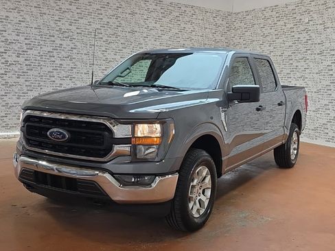 Used 2023 Ford F150 XLT image 4
