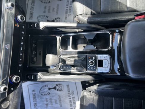 Used 2022 Kia Telluride SX w/ SX Prestige Package AWD/4WD image 14