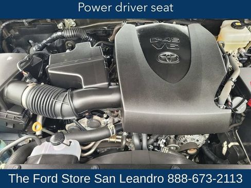 Used 2021 Toyota Tacoma TRD Off-Road w/ TRD Premium Off Road Package AWD/4WD image 28