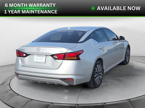 Used 2024 Nissan Altima 2.5 SV image 5