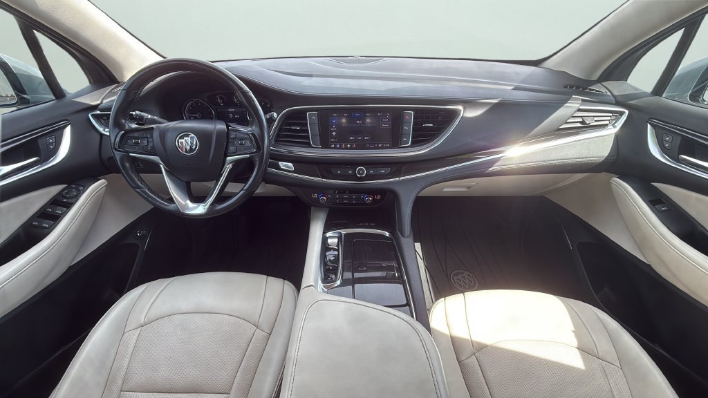 Used 2024 Buick Enclave Essence FWD image 18