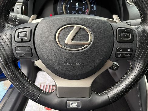 Used 2020 Lexus IS 300 F Sport image 16
