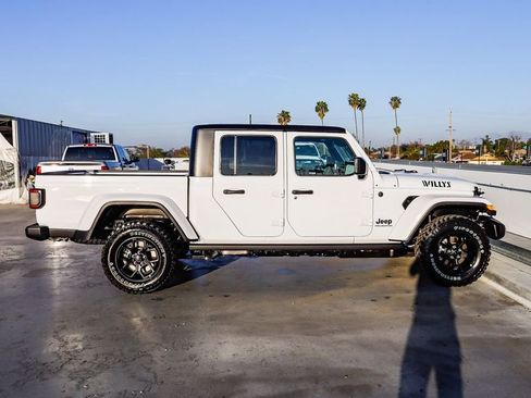 New 2026 Jeep Gladiator Willys image 13