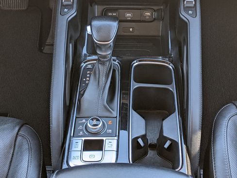 Certified 2020 Kia Telluride EX image 17