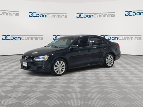 Used 2012 Volkswagen Jetta 2.0L Base image 4