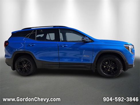 Used 2024 GMC Terrain AT4 w/ Infotainment Package II image 7
