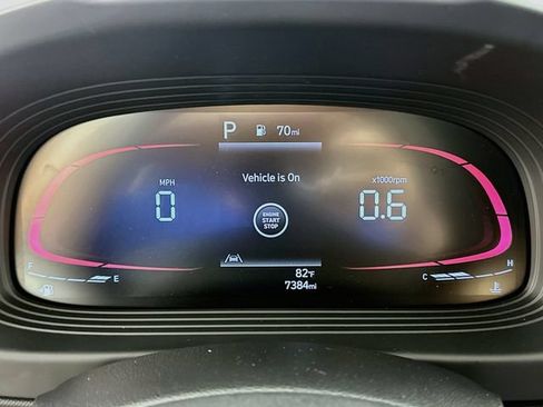 Used 2025 Hyundai Venue Limited FWD image 18